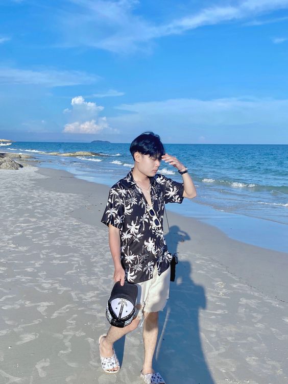 Herman

Asisten Tour Guide Asli Nusa Penida